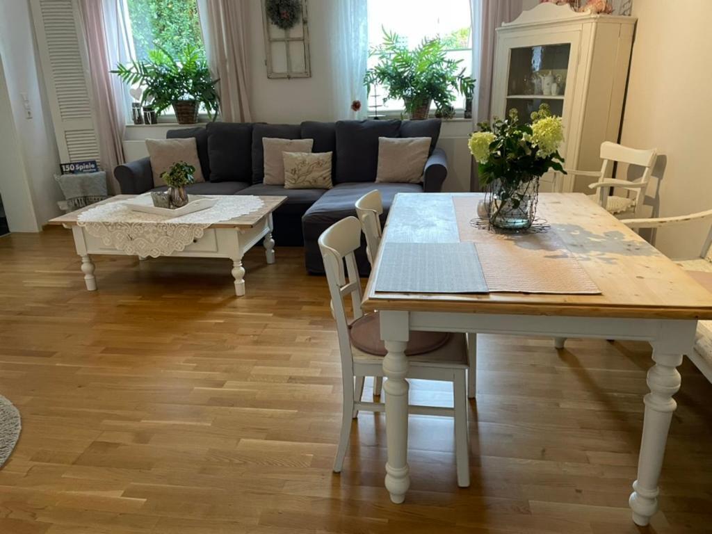 Gemuetliche Ferienwohnung In Edesheim An Der Weinstrasse 外观 照片